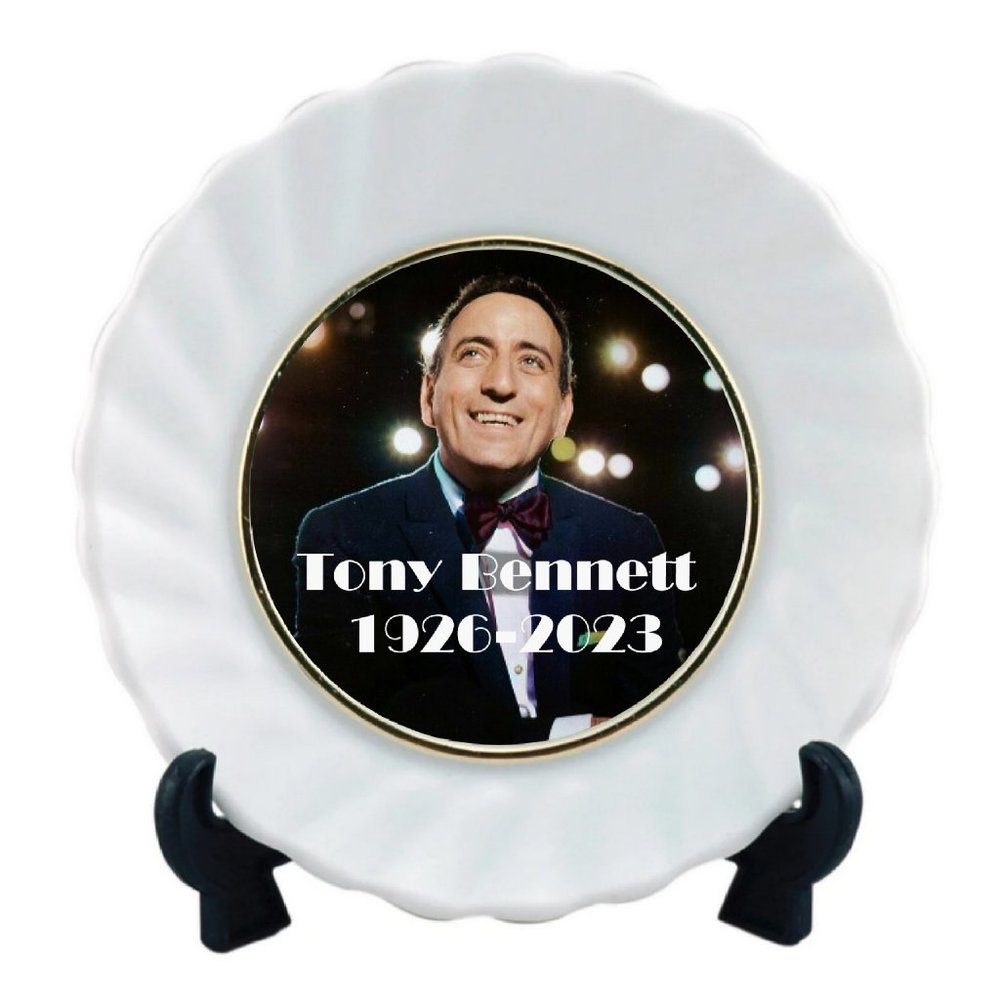 Tony Bennett Commemorative Ceramic Plate Limited Edition Numbered + FREE stand